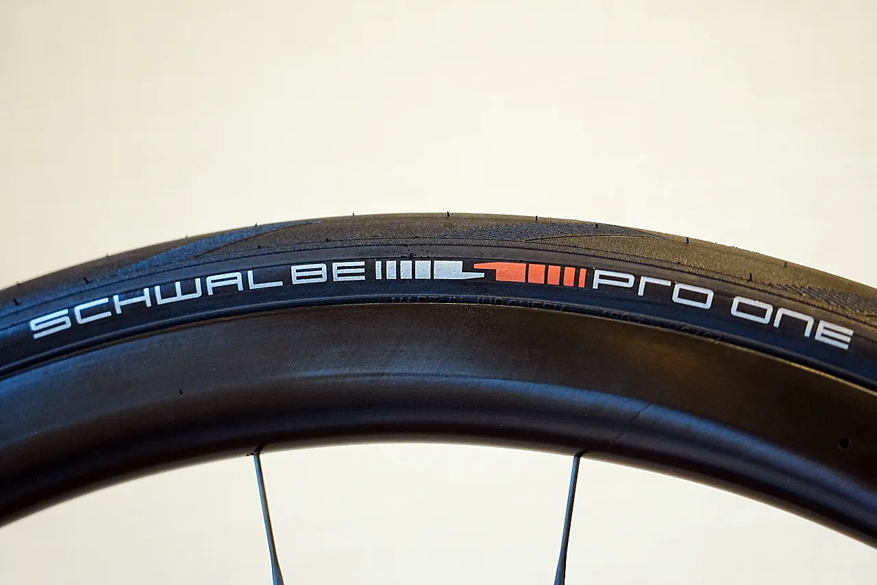 SCHWALBE PRO ONE HT 700×27C チューブラータイヤ SCHWALBE PRO ONE HT 700×27C チューブラータイヤ