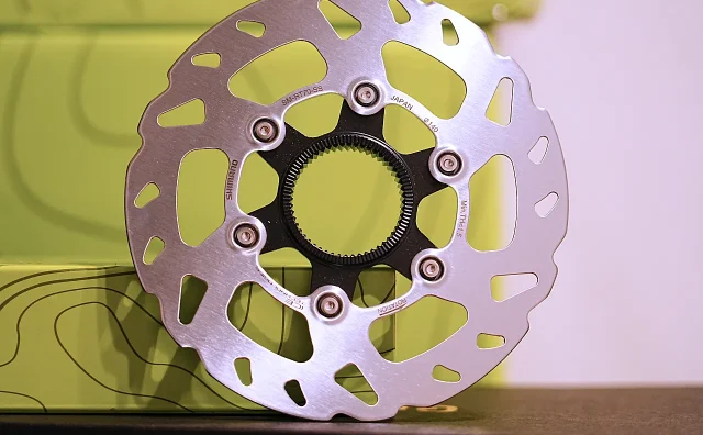 今季コンタドールが使用するバイク S-WORKS TARMAC & SRM | IT